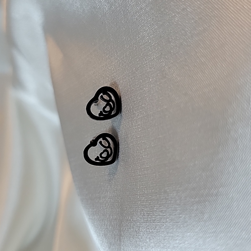 Stethoscope & Heart Hollow Stud Earrings, unisex - Picture 4 of 7